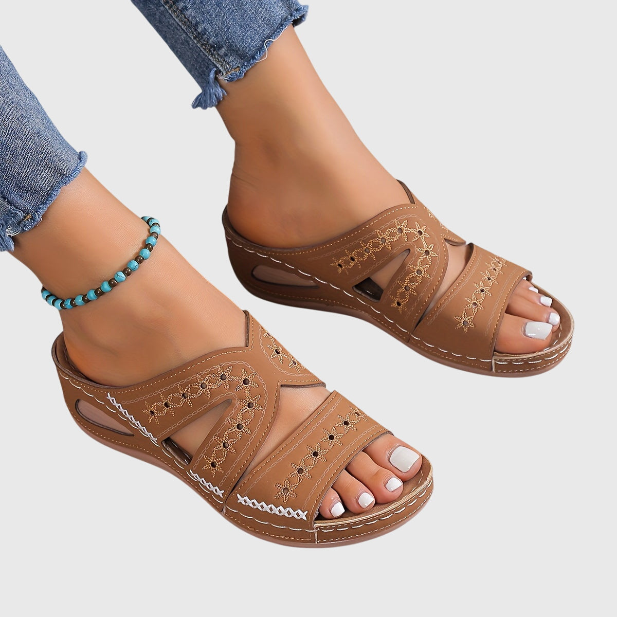 Noëlle™ Lightweight Orthopaedic Sandals
