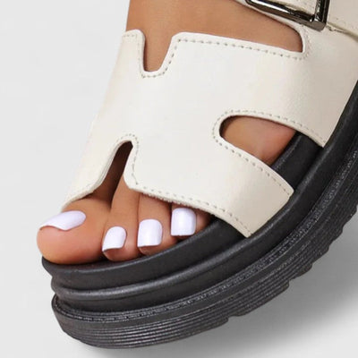 Claire | Orthopaedic Sandals