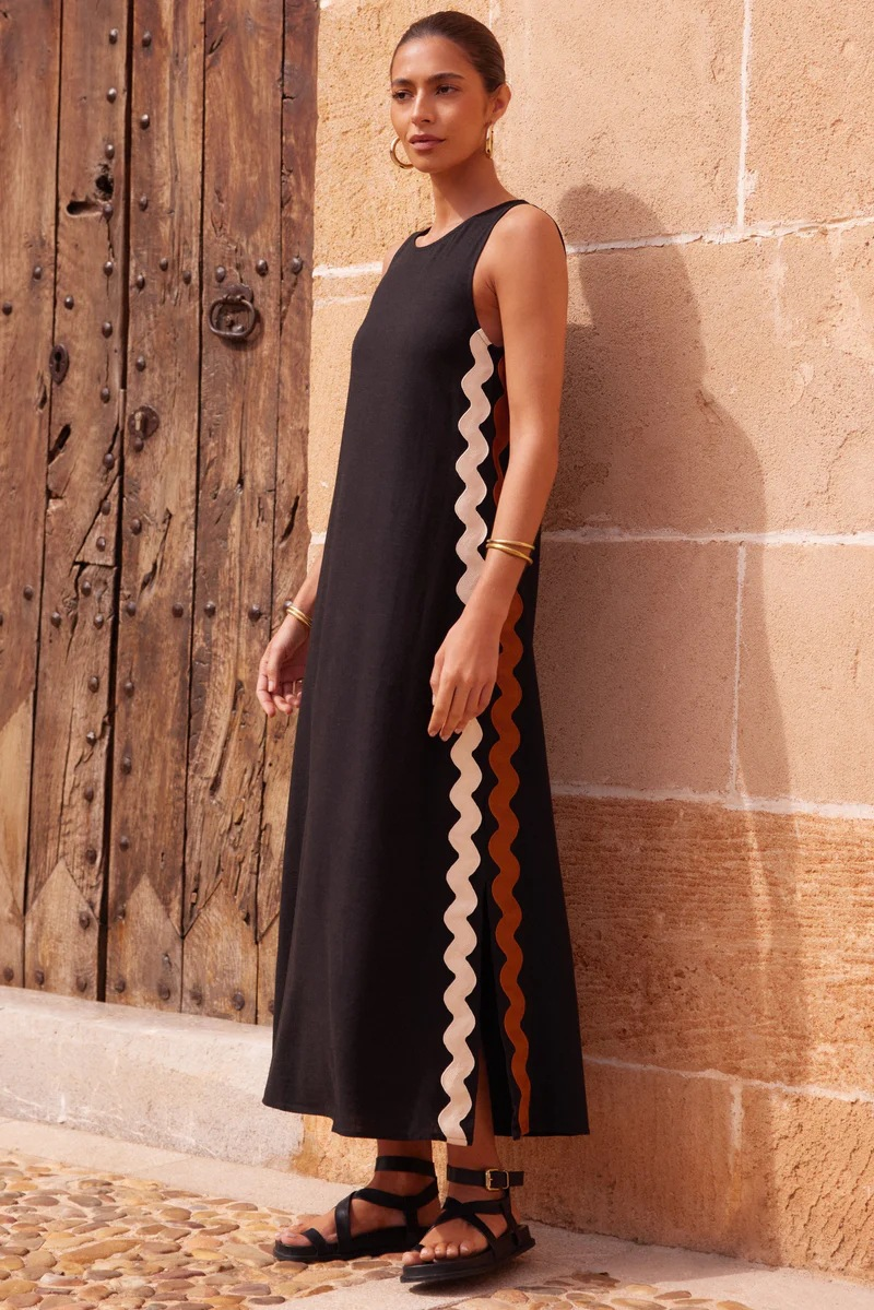 Lizz™ - Sleeveless Dress