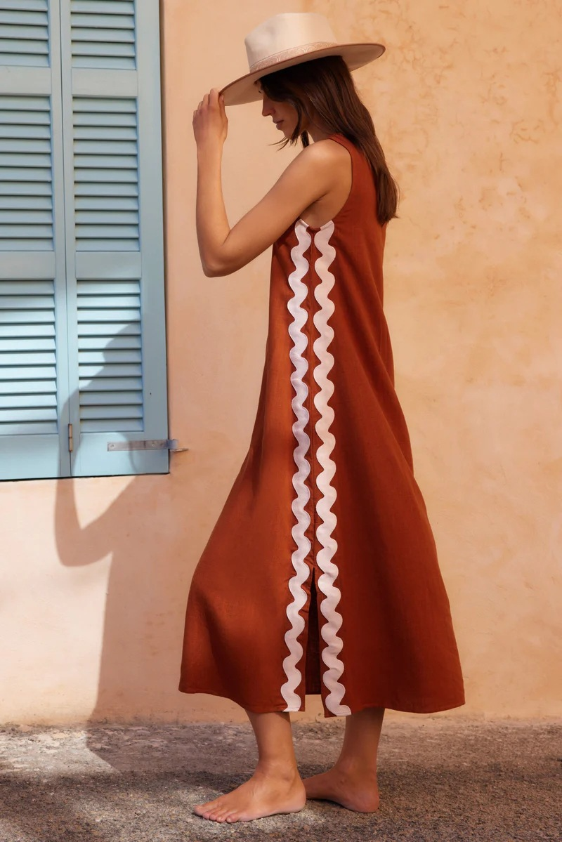 Lizz™ - Sleeveless Dress