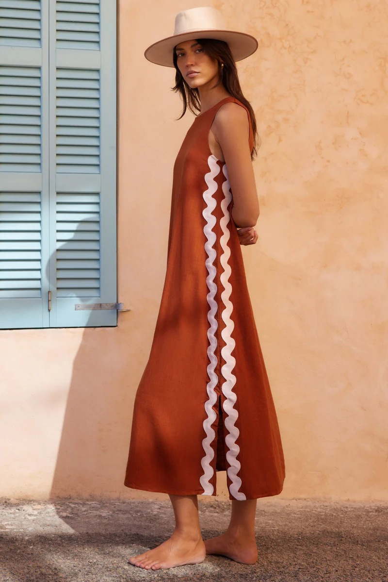 Lizz™ - Sleeveless Dress
