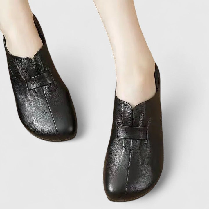 Elyndria | Orthopaedic Loafers