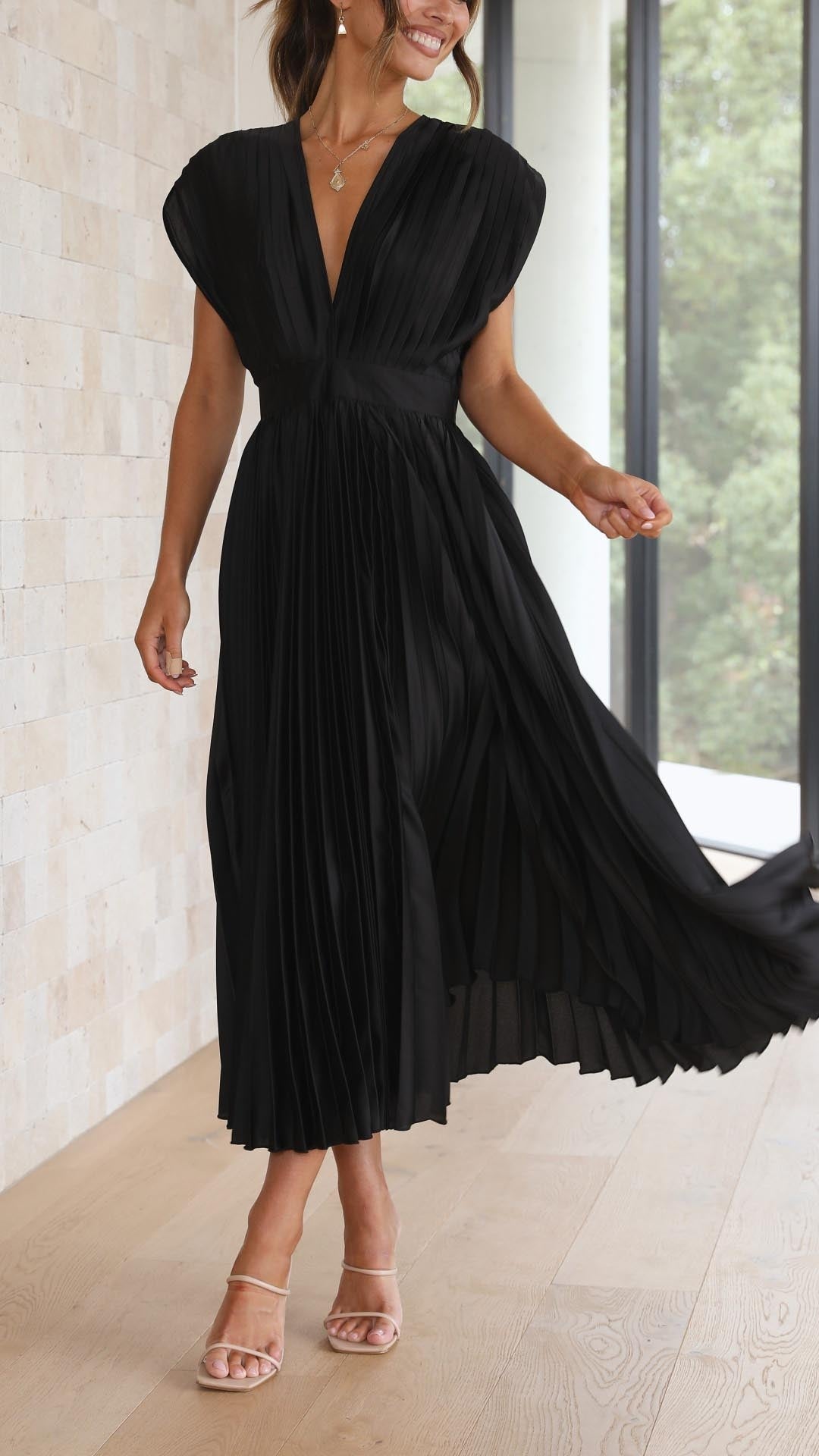 Seraphina™ - Elegant Party Dresses with Deep V-Neck
