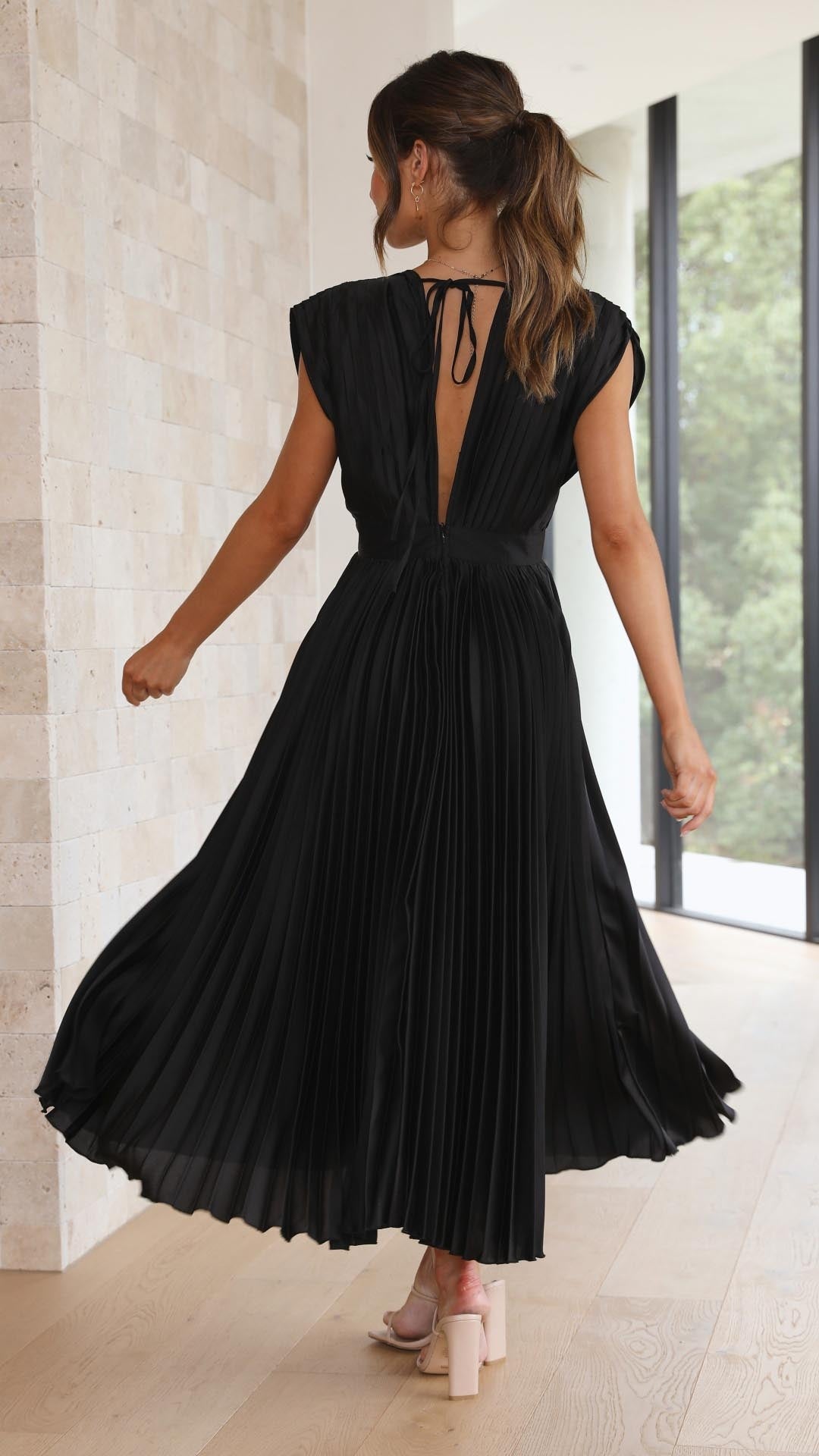 Seraphina™ - Elegant Party Dresses with Deep V-Neck