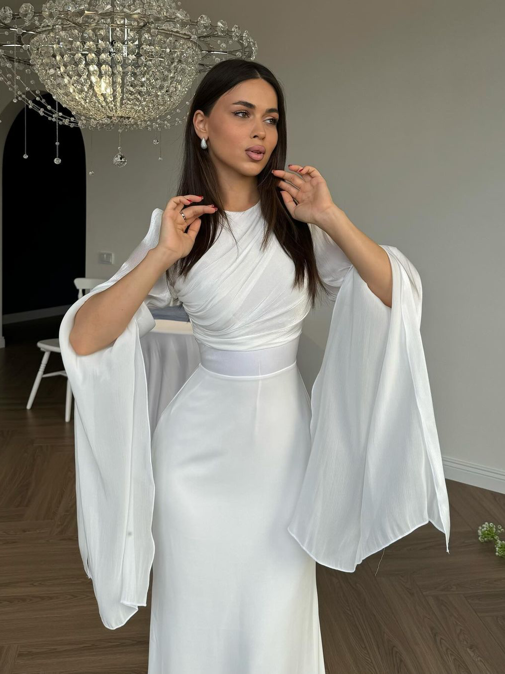 Viviana™ - Elegant Dress with Batwing Sleeves